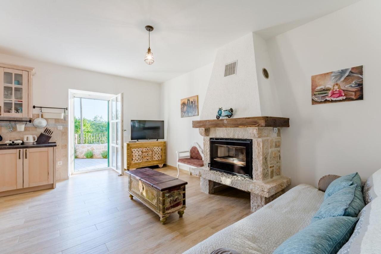 Holiday Home Rustic Kraljici Dış mekan fotoğraf